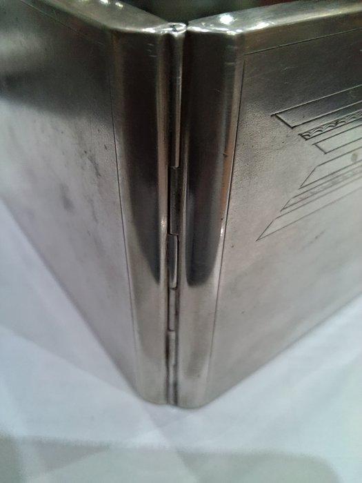 Sigarettendoos - Zilver - Pratende sigarettendoos, Antiek en Kunst, Antiek | Zilver en Goud