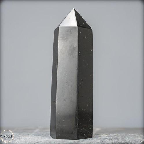 Tourmaline noire naturelle Obélisque, du Brésil- 1781.17 g, Verzamelen, Mineralen en Fossielen