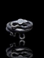 Romain antique Serpent de bronze rare Bague