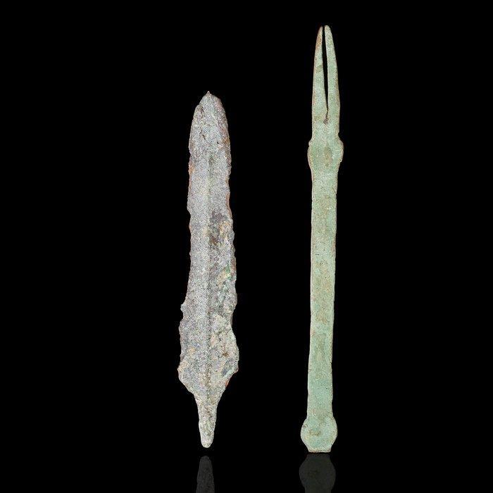 Âge du bronze Bronze Spearhead et Tool (Sans Prix de, Antiek en Kunst, Antiek | Overige Antiek