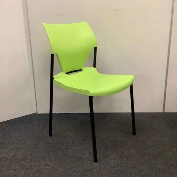 design Kantinestoel, stapelstoel, IOKO, groen - zwart, Huis en Inrichting, Stoelen, Zwart, Gebruikt, Eén