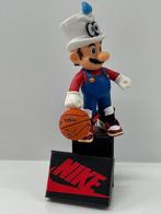 Beeldje - Super Mario - Nike Air Jordan Off-white - Plastic, Nieuw