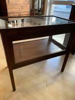 Middentafel - Mahonie - Etalage