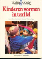 Textielvaardig: Handboek; Kinderen vormen in Textiel, Boeken, Verzenden, Nieuw