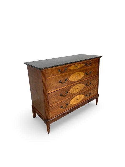 Commode - Noyer, Bois, Laiton, Marbre, Antiek en Kunst, Curiosa en Brocante