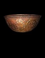 Islamitisch Art Safavide - Antieke kom met decor - 17e eeuw, Antiek en Kunst