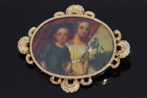 Broche - 14 karaat Geel goud - Parelmoer portret, Handtassen en Accessoires, Antieke sieraden