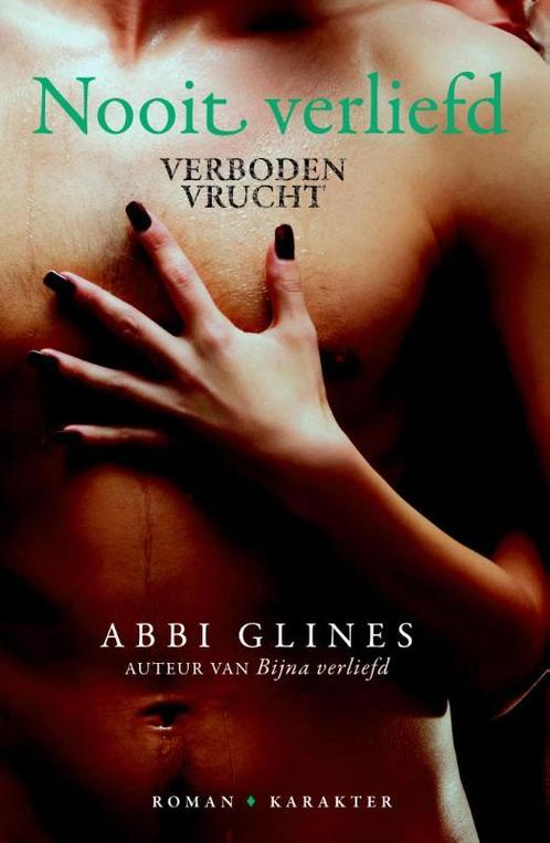 Nooit verliefd / Verboden vrucht / 2 9789045204789, Boeken, Romans, Gelezen, Verzenden