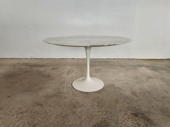 Knoll International - Eero Saarinen - Tafel - Tulip -, Antiek en Kunst, Kunst | Designobjecten