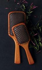 AVEDA Mini Paddle Brush (Kammen), Bijoux, Sacs & Beauté, Beauté | Soins des cheveux, Verzenden