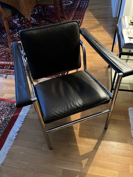 Cassina - Charlotte Perriand, Le Corbusier, Pierre Jeanneret, Antiek en Kunst, Kunst | Designobjecten