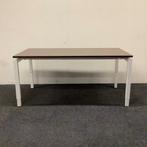 Bureau 160x80 cm, hoogte verstelbaar - 4 poot, wit - bruin, Huis en Inrichting, In hoogte verstelbaar, Gebruikt, Bureau