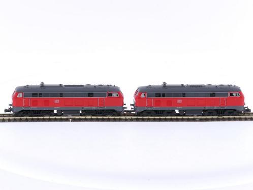 Schaal N Fleischmann 77236 diesel locomotief 218 dubbeltr..., Hobby en Vrije tijd, Modeltreinen | N-Spoor, Gelijkstroom, Locomotief