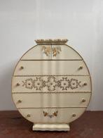 Carpanelli - Commode - Comme un œuf - Bois, feuille dor, Antiek en Kunst