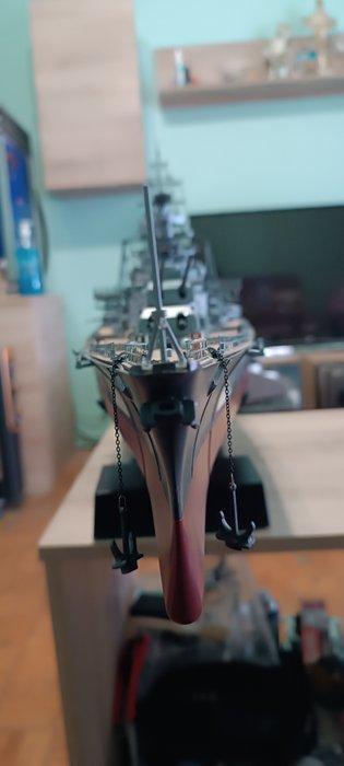 1:200 - Modelschip - Bismarck Battleship, Hobby en Vrije tijd, Modelauto's | 1:5 tot 1:12