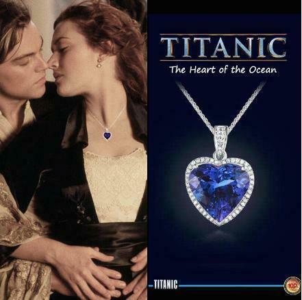 Très beau pendentif : Coeur Titanic ! Cristal et Zircons, Bijoux, Sacs & Beauté, Colliers, Enlèvement ou Envoi