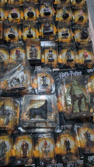 Harry Potter - Collection of 80 Harry Potter figurines (New,, Verzamelen, Film en Tv
