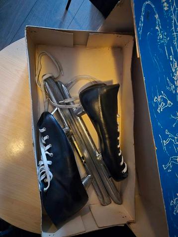 Schaatsen Noren (G) — 40 beschikbaar voor biedingen