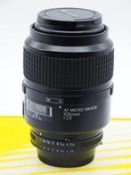 Nikon AF macro Nikkor 105mm 2.8 lens Objectif macro