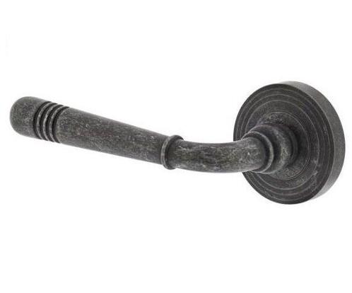 Intersteel enkele deurkruk links Helena op rozet oud grijs, Doe-het-zelf en Bouw, Hang- en Sluitwerk, Ophalen of Verzenden