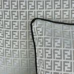 Fendi Casa - Coussin, Antiek en Kunst