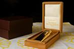 Van Cleef & Arpels - “Le Briquet” – La Collection -, Verzamelen, Rookartikelen, Aanstekers en Luciferdoosjes, Nieuw
