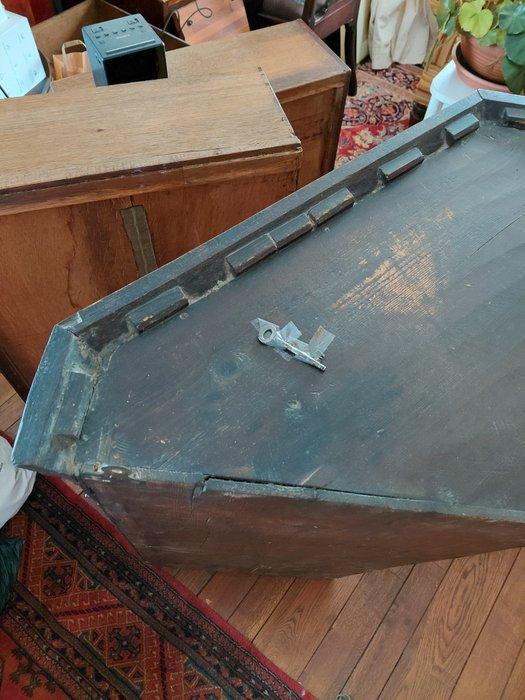 Hoekkast - Eik - Hoekkast uit de late 18e eeuw., Antiek en Kunst, Antiek | Overige Antiek