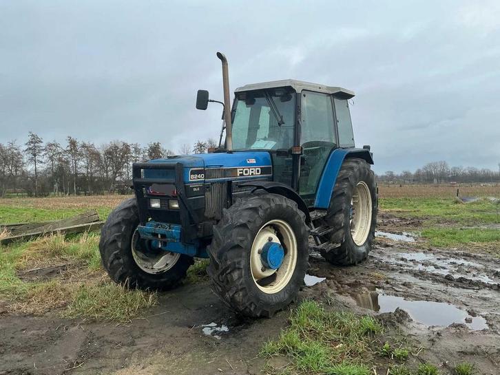 1995 Ford 8240, Articles professionnels, Agriculture | Tracteurs