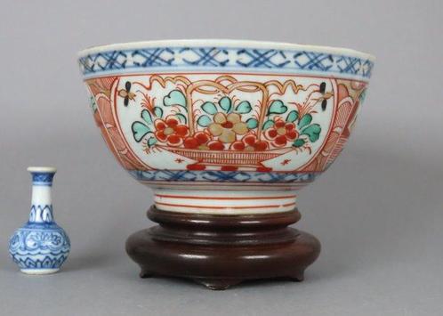 Qianlong (1735-1796) - Bol - Anhua (Hidden Decoration), Antiek en Kunst, Antiek | Overige Antiek