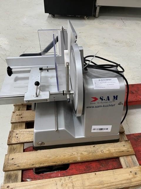 S.A.M. 300Psh Snijmachine 230V, Zakelijke goederen, Horeca | Keukenapparatuur, Ophalen of Verzenden