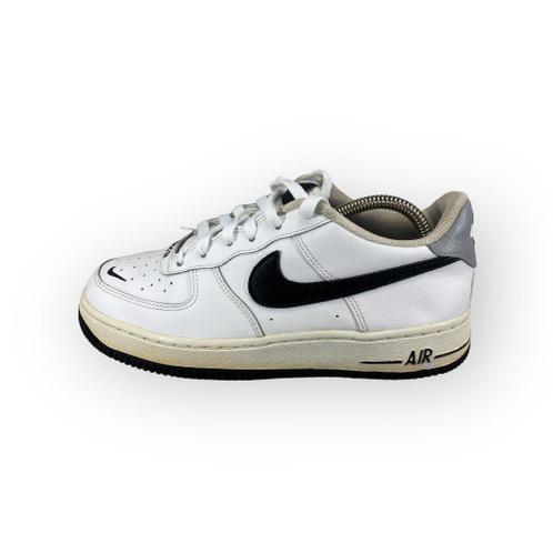 samenwerken Bruin schattig ② Nike Air Force 1 LV8 - Maat 38 — Chaussures — 2ememain