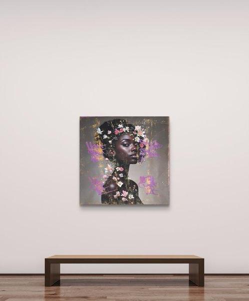 Nicole Lubbers - Blossoms Around Her XL, Antiek en Kunst, Kunst | Designobjecten