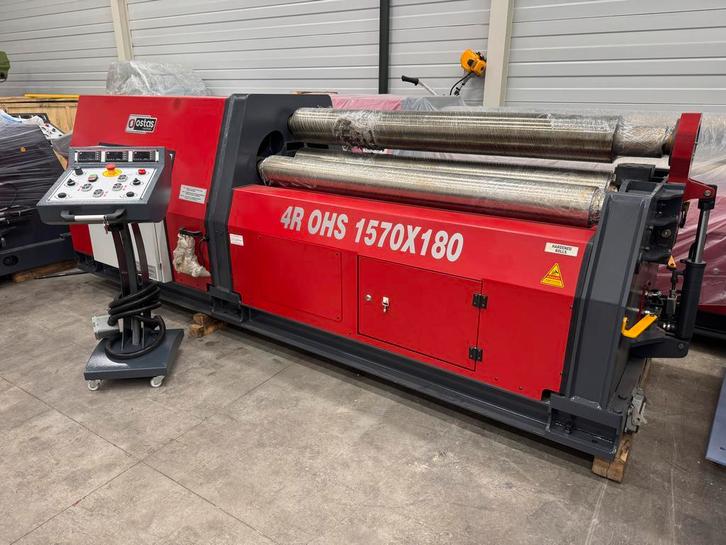 OSTAS hydraulische 4 rollen plaatwals platenwals rollenwals, Zakelijke goederen, Machines en Bouw | Metaalbewerking