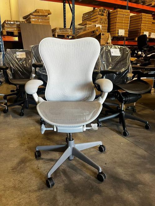 Ergonomische Bureaustoel, Herman Miller Mirra 2 full option, Huis en Inrichting, Bureaus, Stabureau, Zo goed als nieuw, Elektrisch