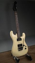 Fender - Stratocaster ST-535 Boxer - - Guitare électrique -