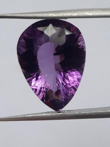 Natural purple Amethyst - 9.778 ct - Pear - good color - goo disponible aux enchères