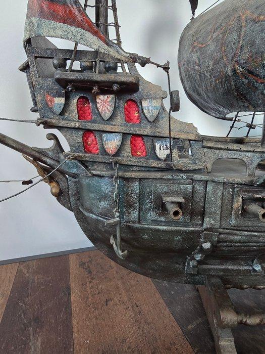1:64 - Scheepsbouwers scheepsmodel - Karacke - Antiek,, Hobby en Vrije tijd, Modelauto's | 1:5 tot 1:12