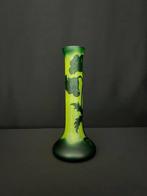 Vase - Verre - camée - signé AV, Antiek en Kunst