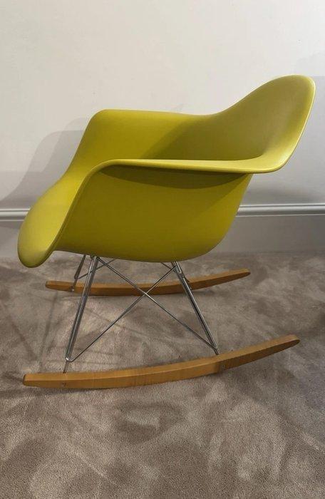 Vitra - Charles & Ray Eames - Chaise à bascule - Bois,, Antiek en Kunst, Antiek | Meubels | Stoelen en Sofa's