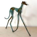 Abdoulaye Derme - sculptuur, Lévrier stylisé en bronze - 34