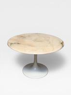 Tafel - Steen, Metaal, Plastic - Vintage-tulpen-tafel met