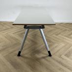 Haworth in hoogte verstelbare tafel 200x80 cm, licht grijs, Gebruikt, Bureau