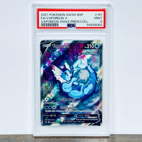 Pokémon Graded card - Vaporeon V - Vaporeon Vmax Premium, Hobby & Loisirs créatifs, Jeux de cartes à collectionner | Pokémon