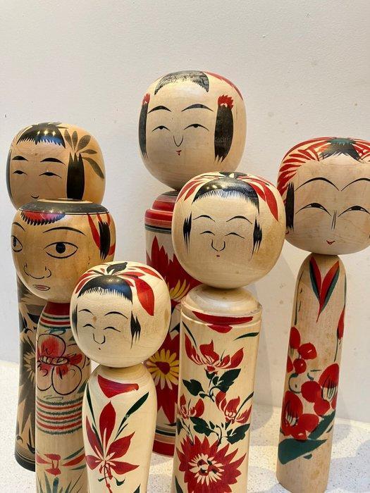 Een mooi set van 6 Vintage Kokeshi dolls - Hout - Multiple, Antiquités & Art, Antiquités | Autres Antiquités