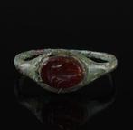 Oud-Romeins Brons Ring met carneool. Spaanse, Verzamelen