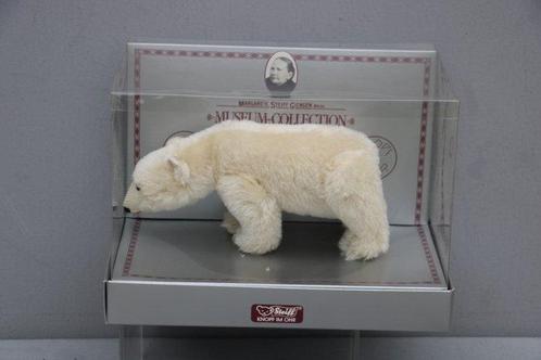 Steiff: polarbeer replica 1909, Museumscollectie, EAN, Antiek en Kunst, Antiek | Speelgoed