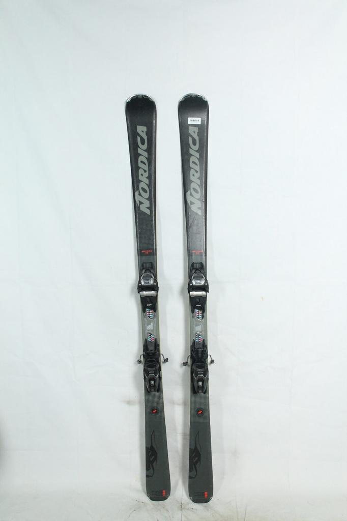 Refurbished - Ski - Nordica Spitfire 75 - 168, Sport en Fitness, Skiën en Langlaufen, Ski, 160 tot 180 cm, Gebruikt, Nordica, Ski's