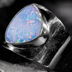 Australian Opal Ring Gedurfd en modern design - Hoogte: 23.5