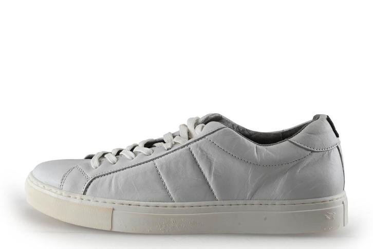 Victim Sneakers in maat 42 Bruin, Kleding | Heren, Schoenen, Bruin, Zo goed als nieuw, Sneakers, Verzenden