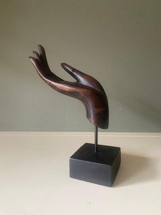 sculptuur, Elegante, sierlijke hand op sokkel - 33 cm - Hout, Antiek en Kunst, Curiosa en Brocante